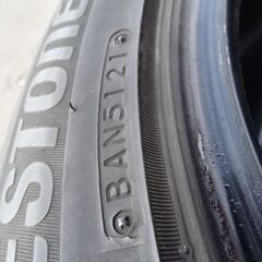 【恵庭】アルファード等に　VRX3　235/50R18　ブリヂストンのRV用スタッドレスタイヤ　21年製　中古の画像