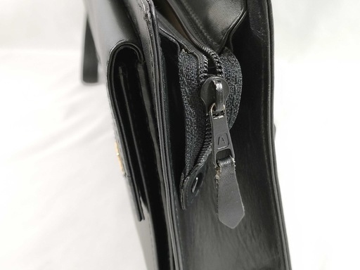 美品✨dunhill セカンドバッグ クラッチバッグ ロゴ レザー ブラウン ダンヒル dunhill クラッチバッグ カーフレザー セカンドバッグ