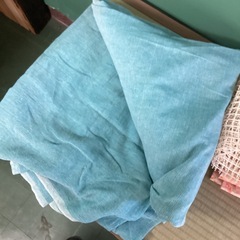 色んな布と滑り止めマット、リボン付きの画像