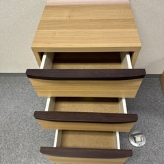 机の棚のみ（計2点あります。まとめ買いご希望の方はお申し付けください）の画像