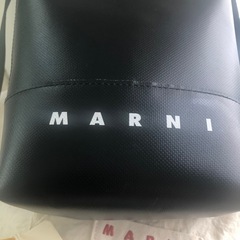 マルニ　ショルダー　黒斜め掛けの画像