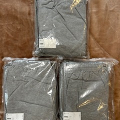 未使用ユニクロUNIQLOスウェットセット長袖スウェット上下セットメンズ紳士男性用ユニセックスグレー灰色グレイ全3セットの画像