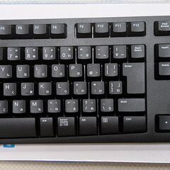 ELECOM ワイヤレスキーボード TK-FDM063の画像