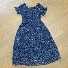 花柄ワンピースの画像