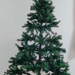 クリスマスツリー　高さ2ｍ　オーナメント付きの画像