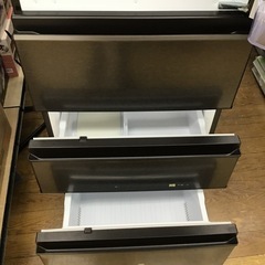 #H-44【ご来店頂ける方限定】MITUBISHIの4ドア冷凍冷蔵庫ですの画像