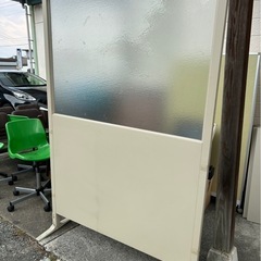 全部無料！パーテーション 棚 椅子の画像