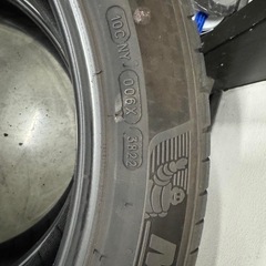 235/50r21 101w michelinタイヤ2本セット38週2022年の画像