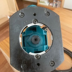 マキタ (makita) 8mm 電動ルーター 3620Aの画像