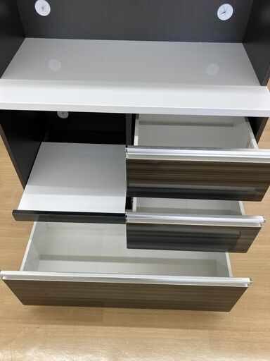 ★ジモティ割引あり★【リユースのサカイ野々市店】食器棚 黒 3枚扉 W(幅)90×D(奥行き)45×H(高さ)180cm ※クリーニン
