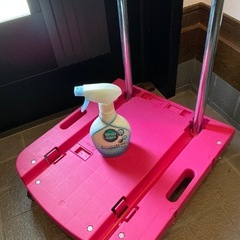 小さな台車の画像