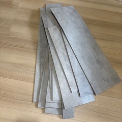 【SOLUM】 フロアタイル 10畳分 置くだけ ピューターグレー 83枚+αの画像