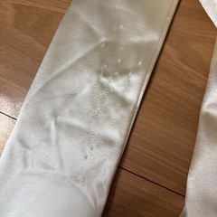 アイボリー サテン ウェディンググローブの画像