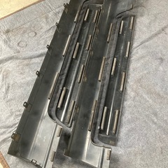 JB23 スズキ ジムニー サイドステップ ドアモール マットブラック塗装品 左右セット
の画像