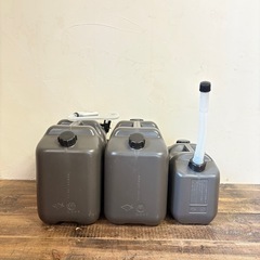 灯油タンク3個　ポンプ付の画像