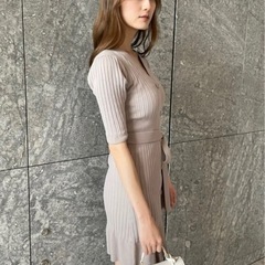 スナイデルSNIDEL フロントボタンミニワンピの画像