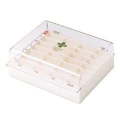 シンコハンガー ライフエイド くすり整理ボックス(薬箱 小分け ピルケース 1週間 曜日 1日 3回 薬ケース 1週間分 高齢者 お薬 薬 飲み忘れ 防止 飲み忘れ防止 グッズ 朝昼晩 管理 ボックス くすり 薬入れ)の画像