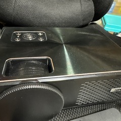 yaber y60 プロジェクターの画像