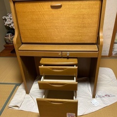 学習机無料で差し上げます。の画像