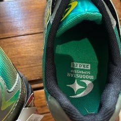 スニーカー23センチの画像