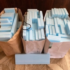 【無料】スタイロフォーム端材（断熱材）の画像