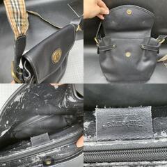 Z293 【Burberry】バーバリーズ レザーショルダーバッグ エンブレム ノバチェック Burberrys　ホースロゴ　イタリア製 中古ヴィンテージの画像