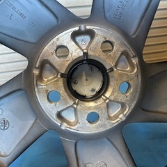 バリ山4本セット エクリプスクロスphv タイヤホイール 225 55 R18 アウトランダー デリカ ヨコハマ　トーヨー
の画像