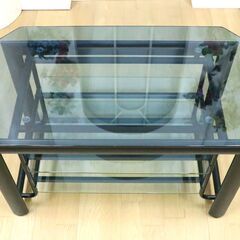 テレビ台　テーブル　3段　強化ガラス　は横80㎝×奥行き40㎝×高さ47㎝　中古品の画像