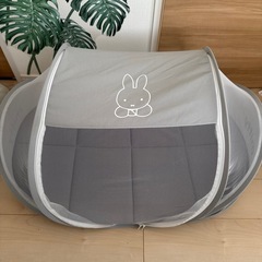 コンパクトベッド　ミッフィーの画像