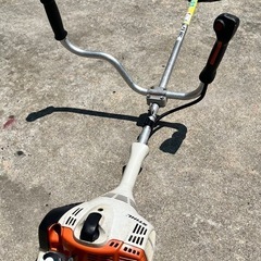 STIHL FS56C 刈払い機　草刈機　スチールの画像