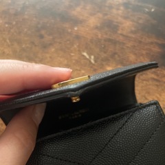 YSLイブサンローラン三つ折り財布の画像