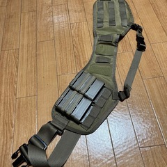 斜めがけベスト サバゲーの画像