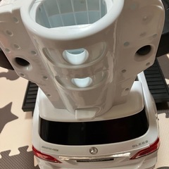 足蹴り乗り物の画像