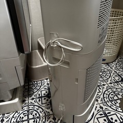 アイリスオーヤマ 除湿機 サーキュレーターの画像