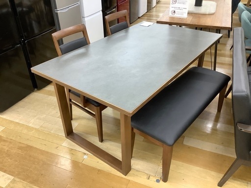 【トレファク　ラパーク岸和田店】ベンチダイニング4点セット　ニトリ　セラミック天板　ブラウン×ブラック