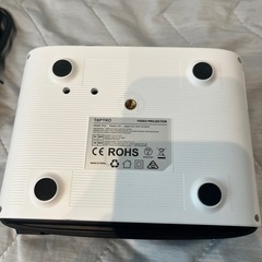 【新品】TOPTRO TR26 ポータブルプロジェクター　付属品ありの画像