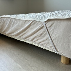 無印良品　セミダブルベッドの画像