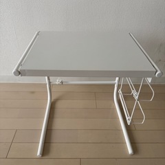 （美品）レンジ台上ラック（ニトリ）の画像