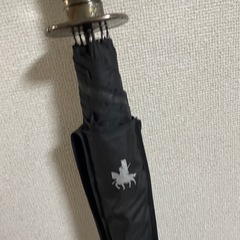 持ち手が面白い！傘の画像