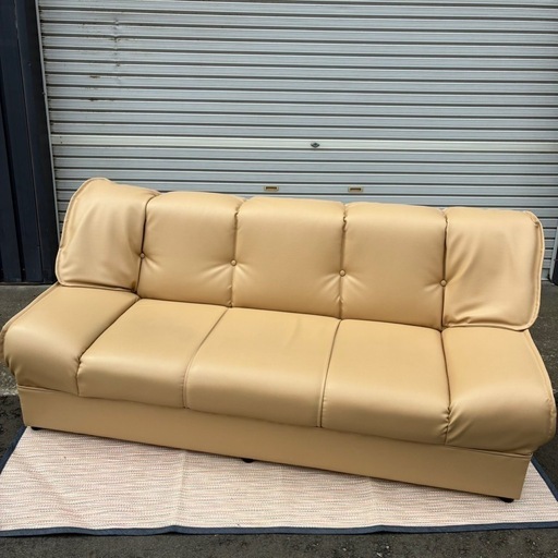 三人掛け　ソファー　革製　合皮？　ソファ　椅子