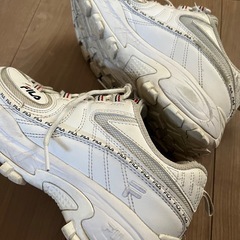 FILA シューズ23.5センチの画像