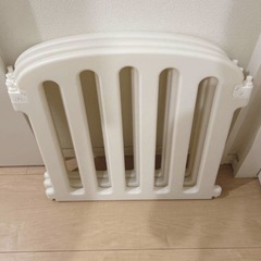 ベビーサークルの画像