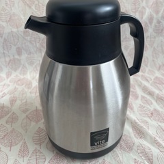 未使用保管品　VITE ヴィーテ ダブルステンレス卓上魔法瓶 1.5L 回転底の画像