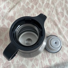 未使用保管品　VITE ヴィーテ ダブルステンレス卓上魔法瓶 1.5L 回転底の画像