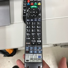 A 2508-564 Panasonic VIERA TH-L32X3-K 32型 2011年製 地上波のみ動作確認済み リモコン付き バラ売り不可 キズ汚れ有りの画像