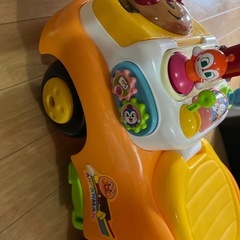 アンパンマンよくばりビジーカーの画像