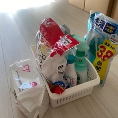【取引中】掃除・キッチン用品まとめ（使いかけ）収納バスケット付きの画像