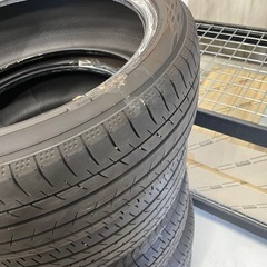 60系プリウス　タイヤ一本の画像