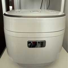 炊飯器　3合炊き　シャープの画像