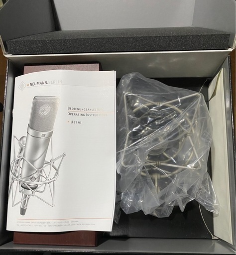 【極美品】国内正規品 neumann U87 コンデンサーマイク 純正 マイクホルダー EA87 ノイマン